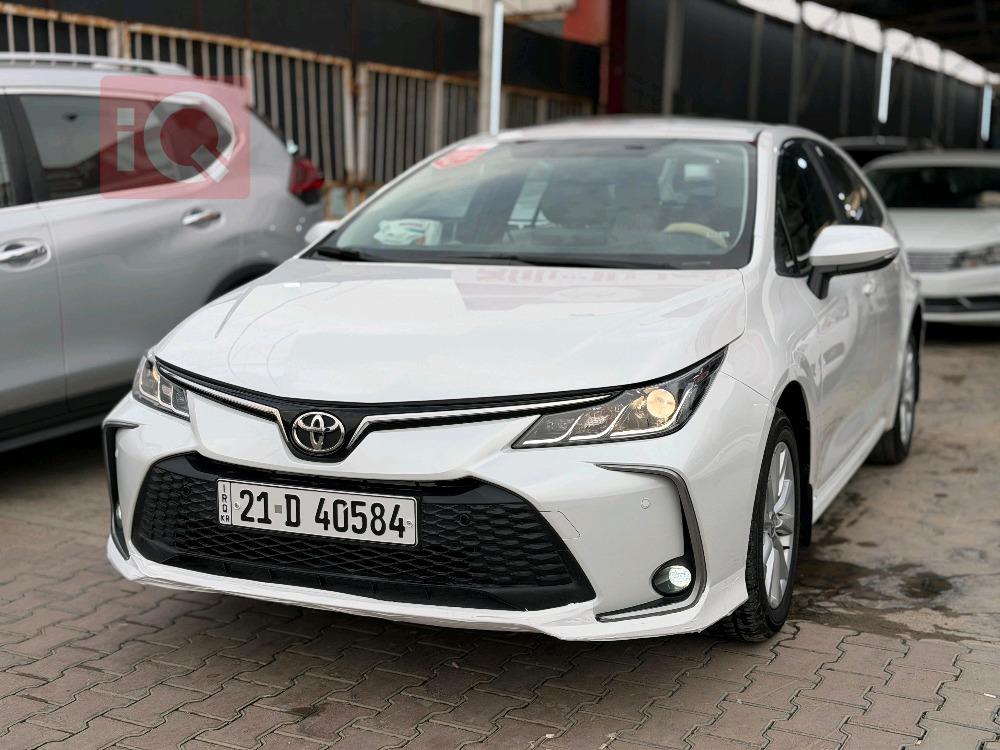 تۆیۆتا کۆرۆلا